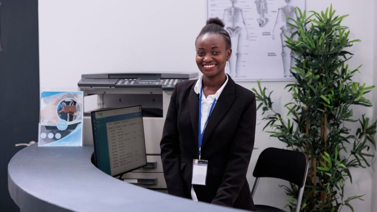 application letter for a receptionist in nigeria